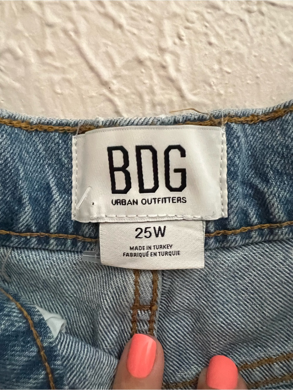 BDG Wide Leg Jeans – Women’s Size 25W – Button Fly – Light Wash Denim - Picture 4 of 7